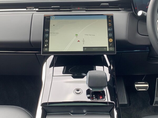 Used Land Rover Range Rover Sport 2025 for sale - 76142987: Photo 14