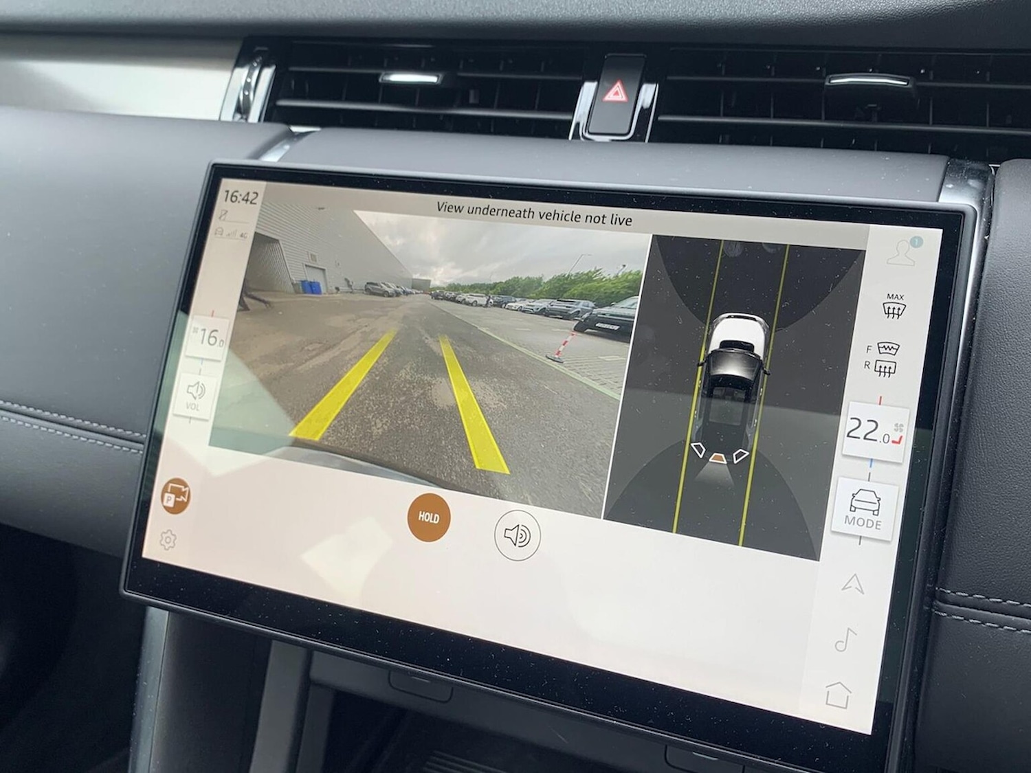 Used Land Rover Discovery Sport 2025 for sale - 76532428: Photo 12