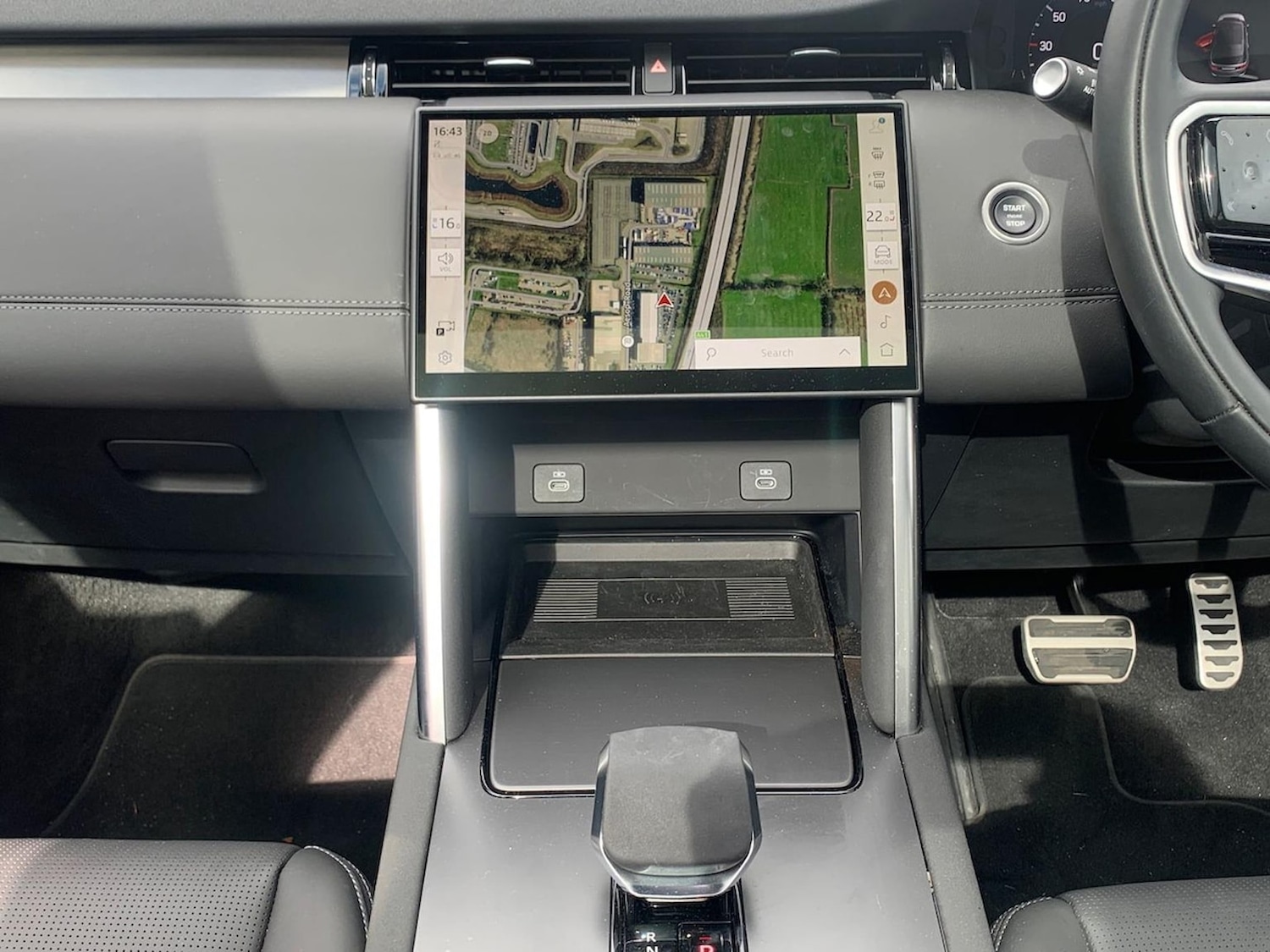 Used Land Rover Discovery Sport 2025 for sale - 76532428: Photo 14