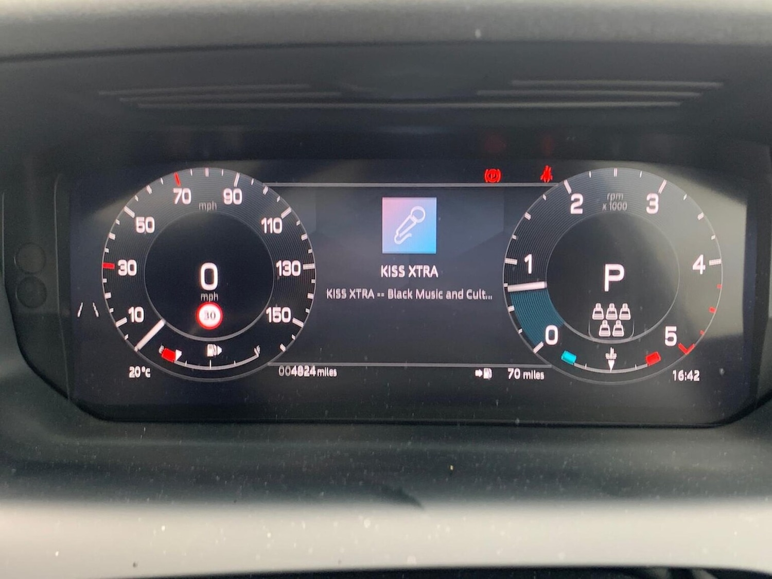 Used Land Rover Discovery Sport 2025 for sale - 76532428: Photo 16