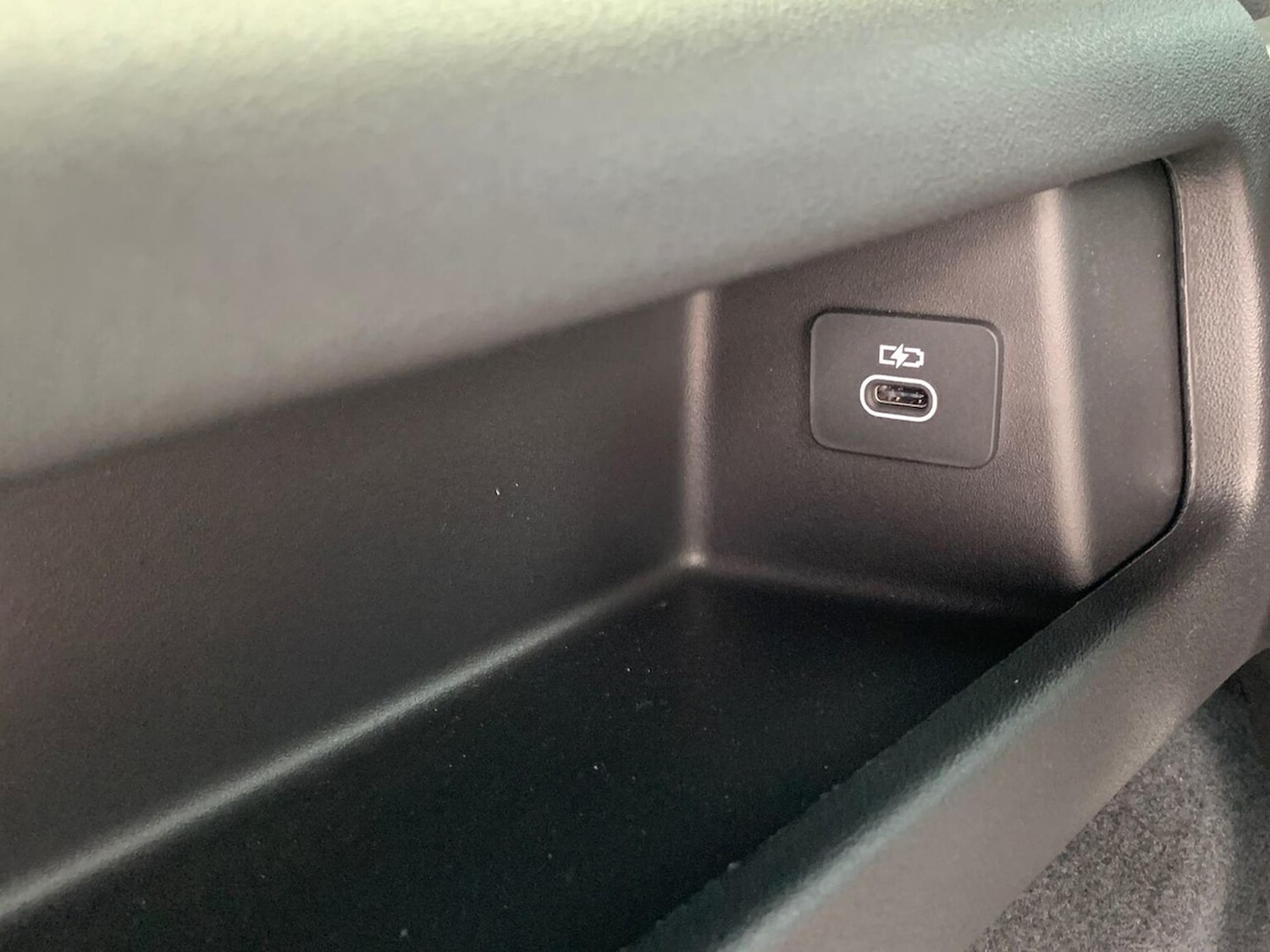 Used Land Rover Discovery Sport 2025 for sale - 76532428: Photo 27