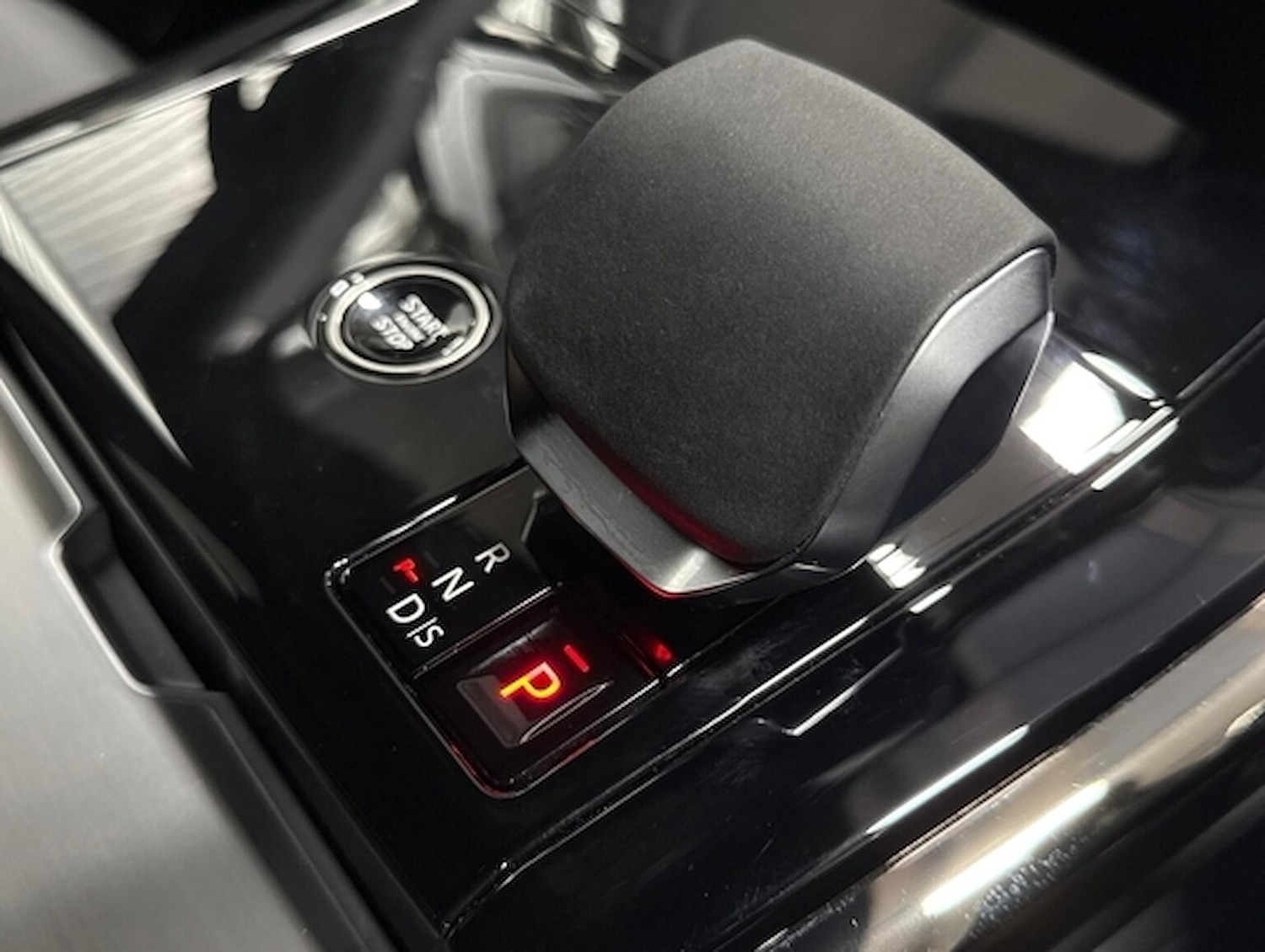 Used Land Rover Range Rover Sport 2025 for sale - 77896323: Photo 13