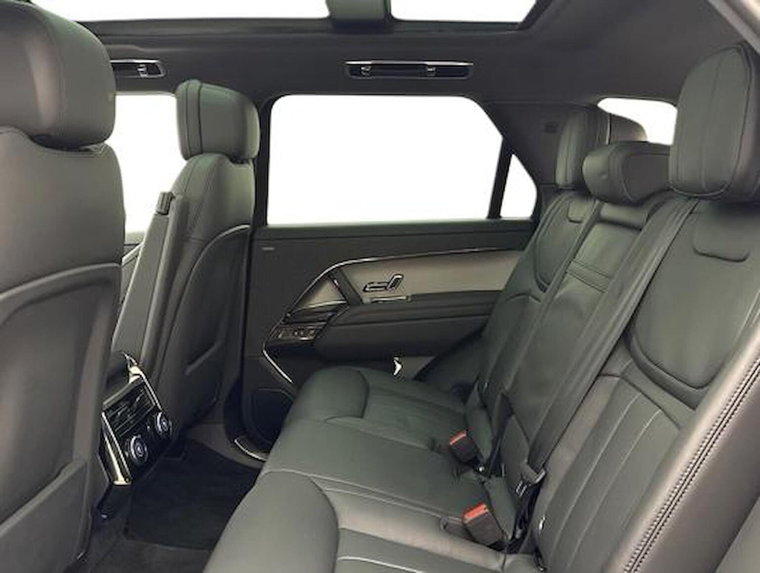 Used Land Rover Range Rover Sport 2025 for sale - 77896323: Photo 4