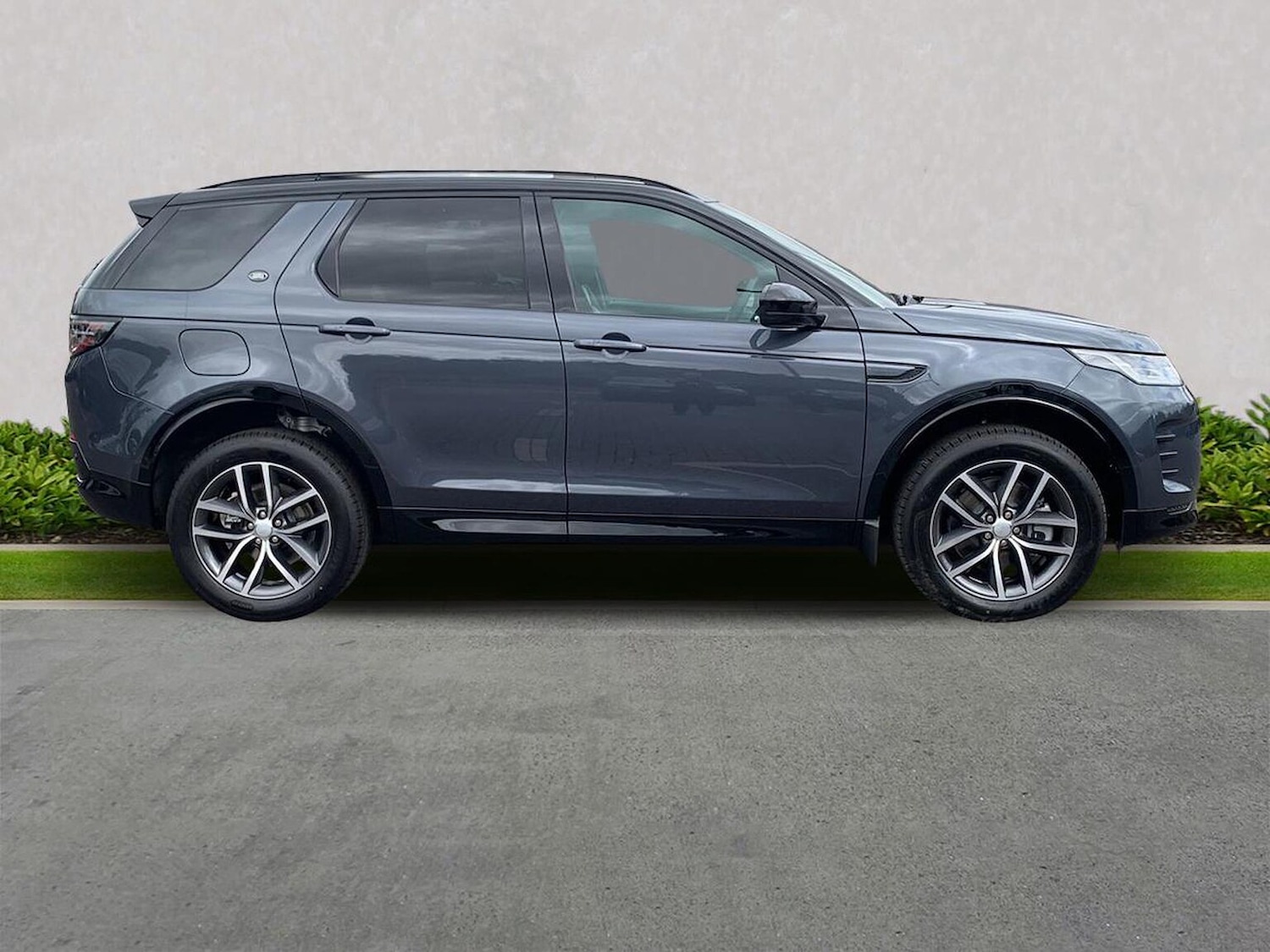 Used Land Rover Discovery Sport 2025 for sale - 77489396: Photo 5