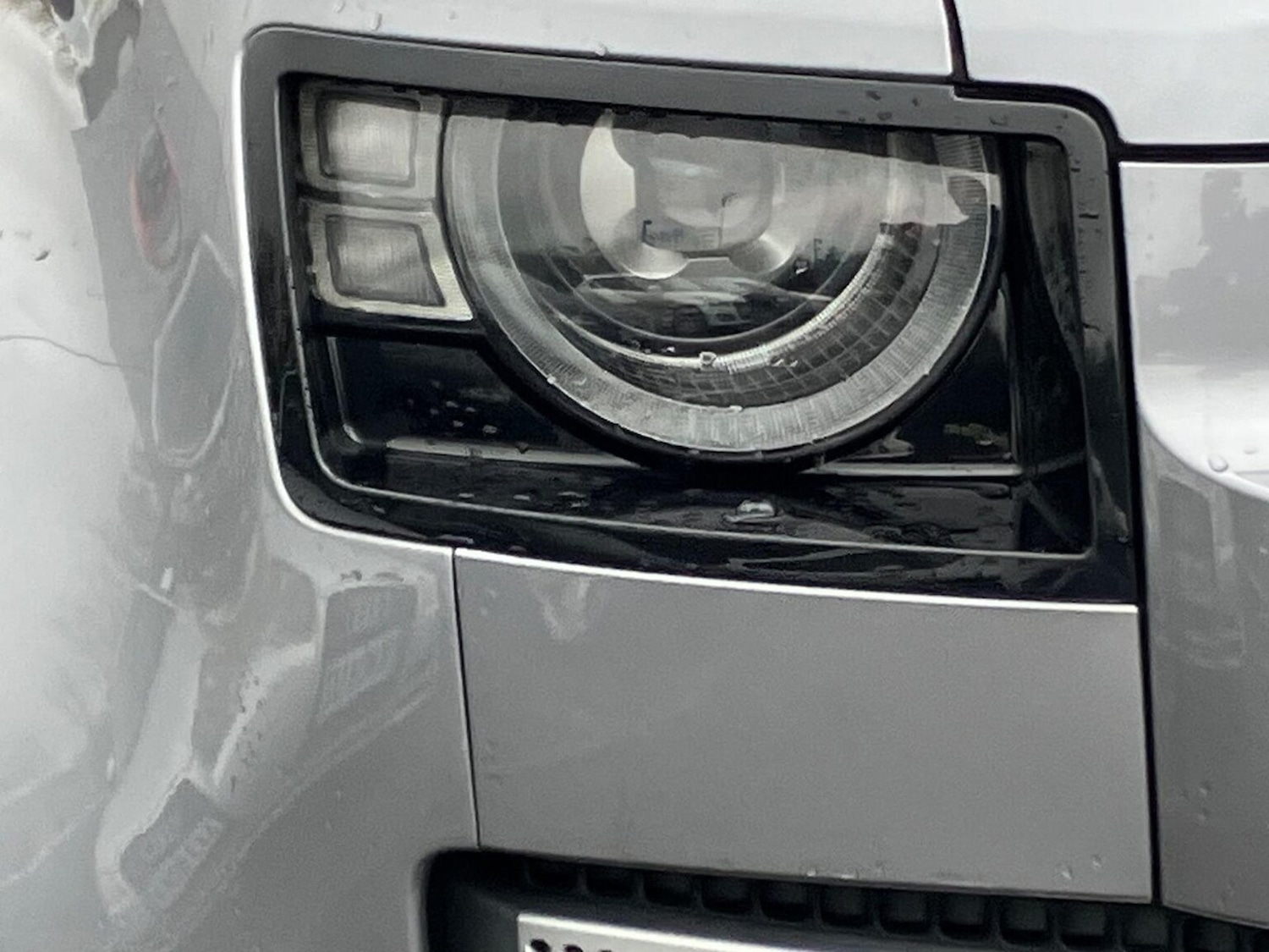 Used Land Rover Defender 2023 for sale - 77789586: Photo 17