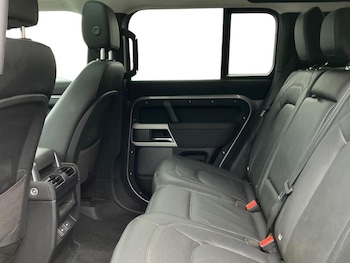 Used Land Rover Defender 2023 for sale - 77789586: Photo