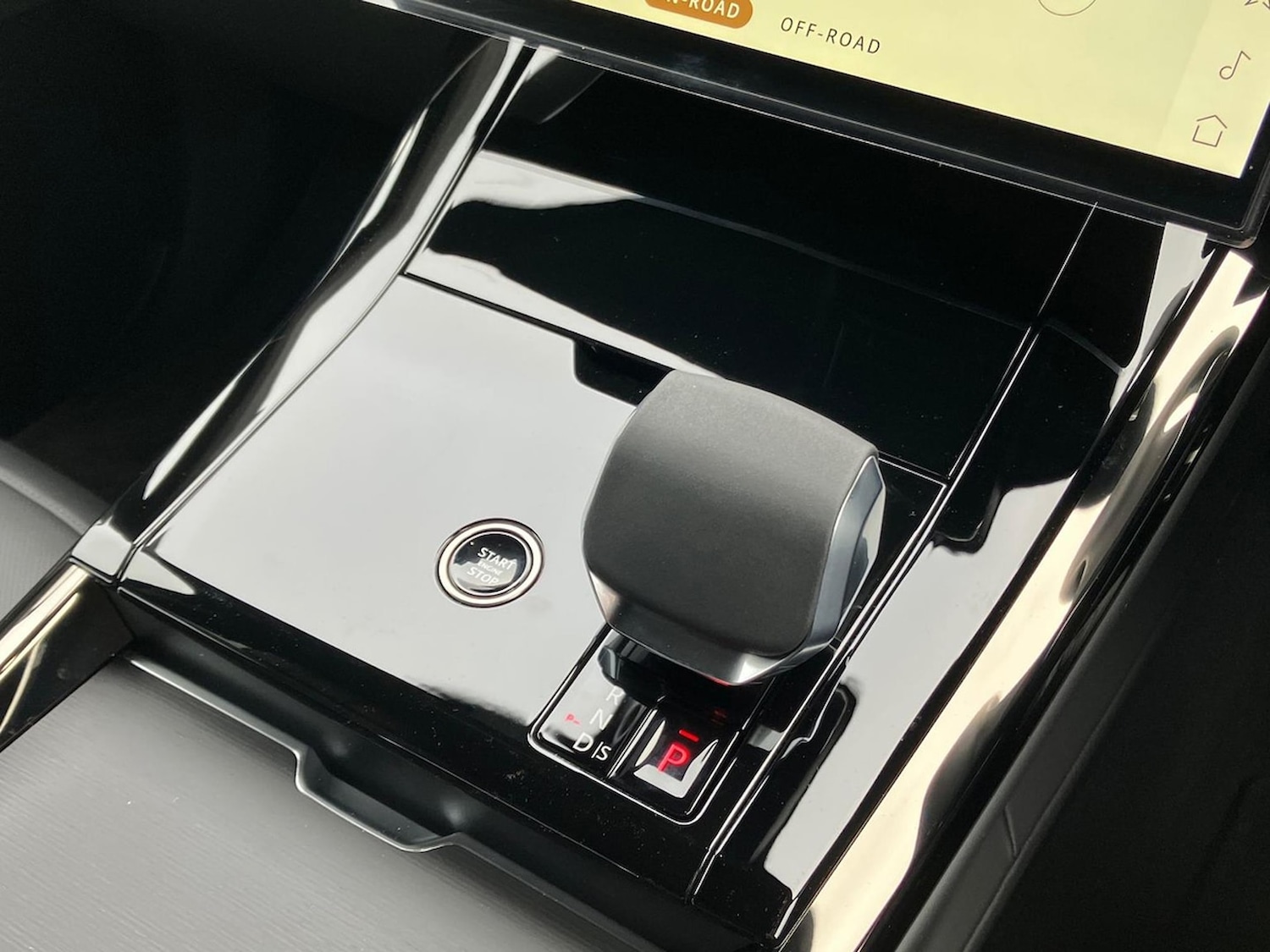 Used Land Rover Range Rover Sport 2025 for sale - 76541833: Photo 13