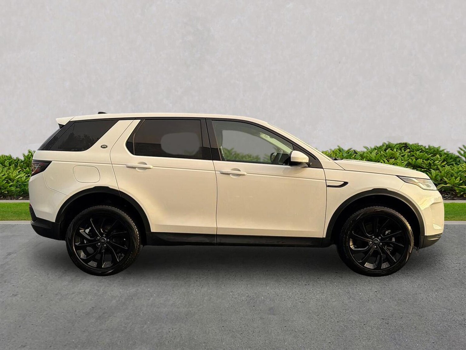 Used Land Rover Discovery Sport 2022 for sale - 76807556: Photo 5