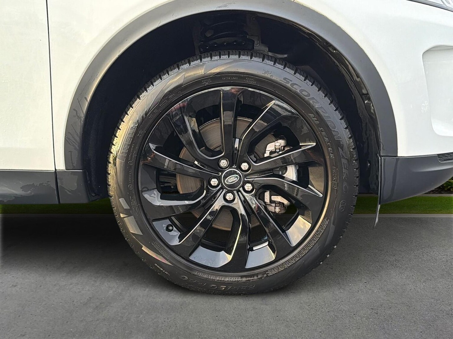 Used Land Rover Discovery Sport 2022 for sale - 76807556: Photo 8