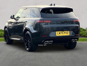 Used Land Rover Range Rover Sport 2025 for sale - 76650263: Photo