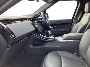 Used Land Rover Range Rover Sport 2025 for sale - 76650263: Photo