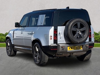 Used Land Rover Defender 2023 for sale - 75436498: Photo