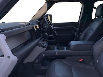 Used Land Rover Defender 2023 for sale - 75436498: Photo