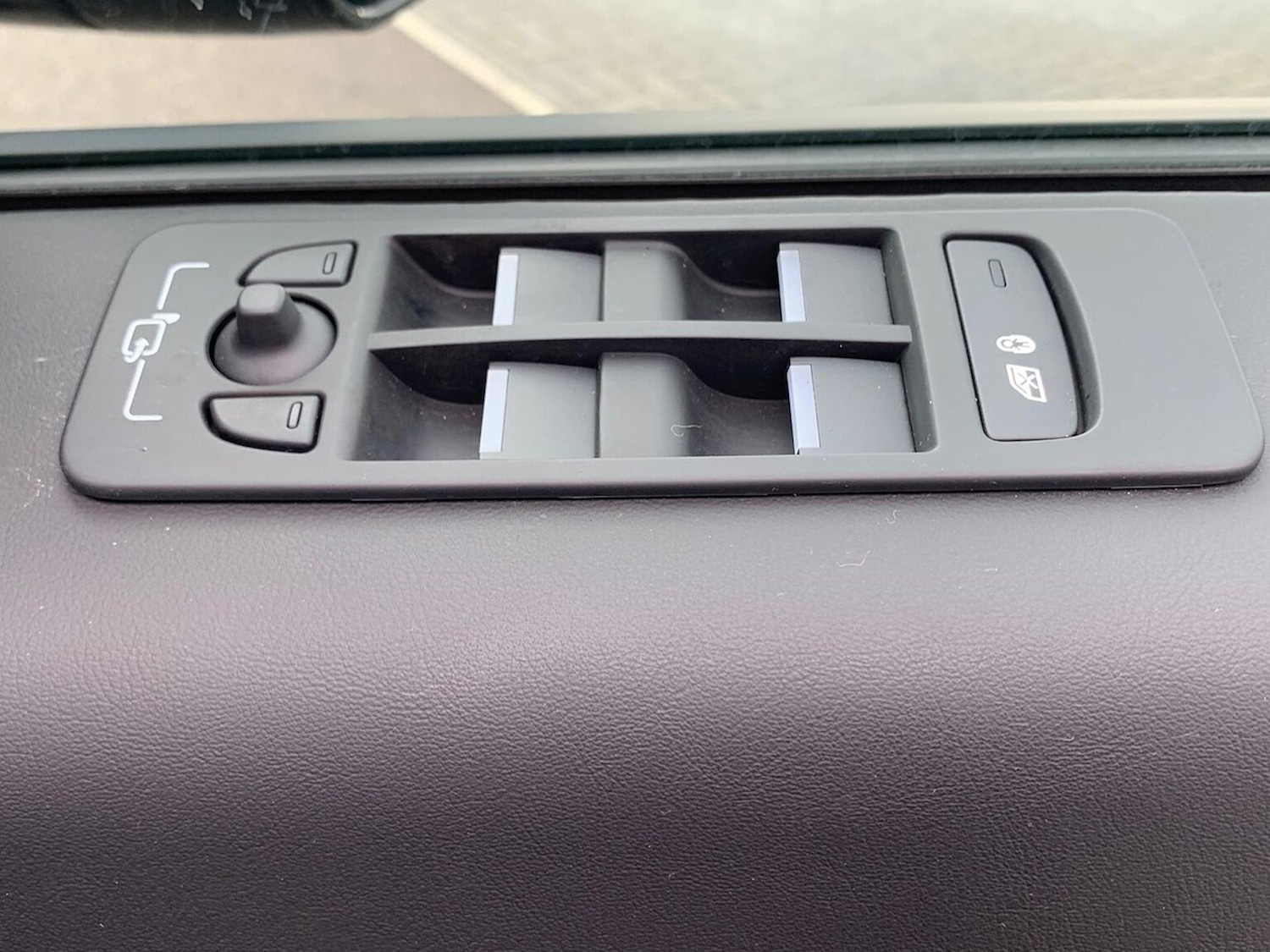 Used Land Rover Discovery Sport 2025 for sale - 76352461: Photo 25