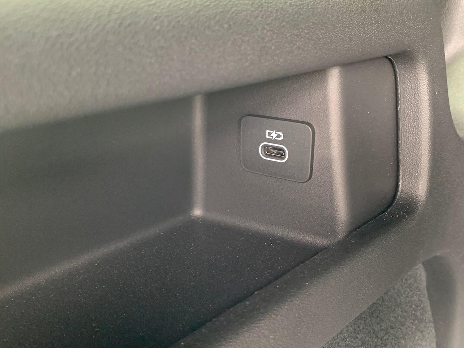 Used Land Rover Discovery Sport 2025 for sale - 76352461: Photo 27