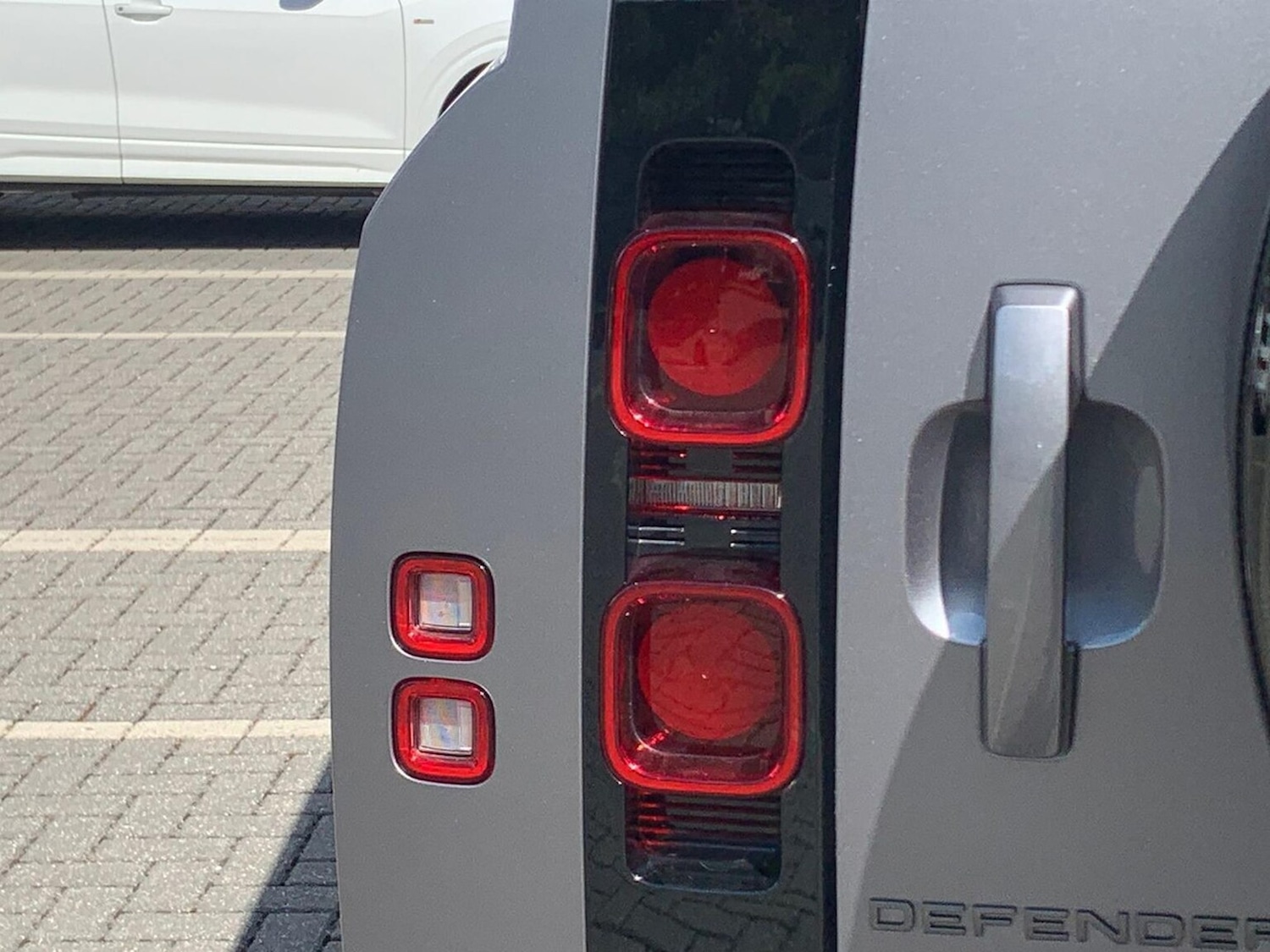 Used Land Rover Defender 2023 for sale - 76951184: Photo 26