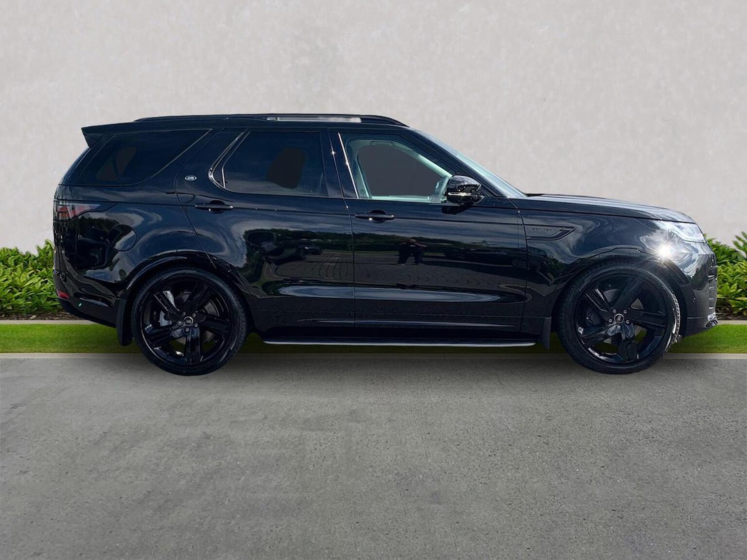 Used Land Rover Discovery 2025 for sale - 77489381: Photo 5