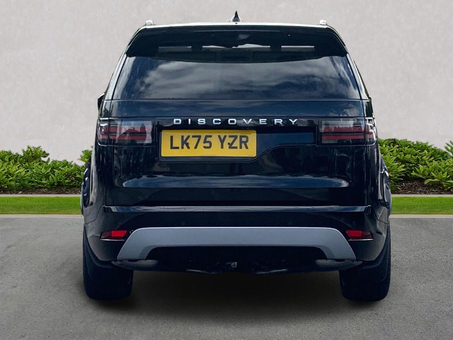 Used Land Rover Discovery 2025 for sale - 77489381: Photo 6