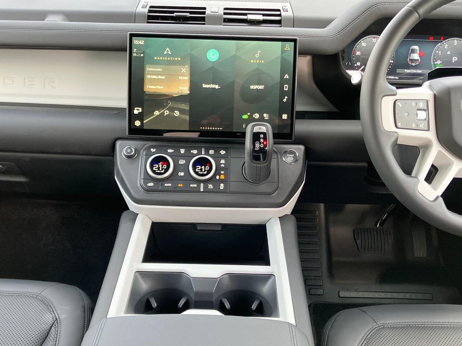 Used Land Rover Defender 2025 for sale - 78191600: Photo 16