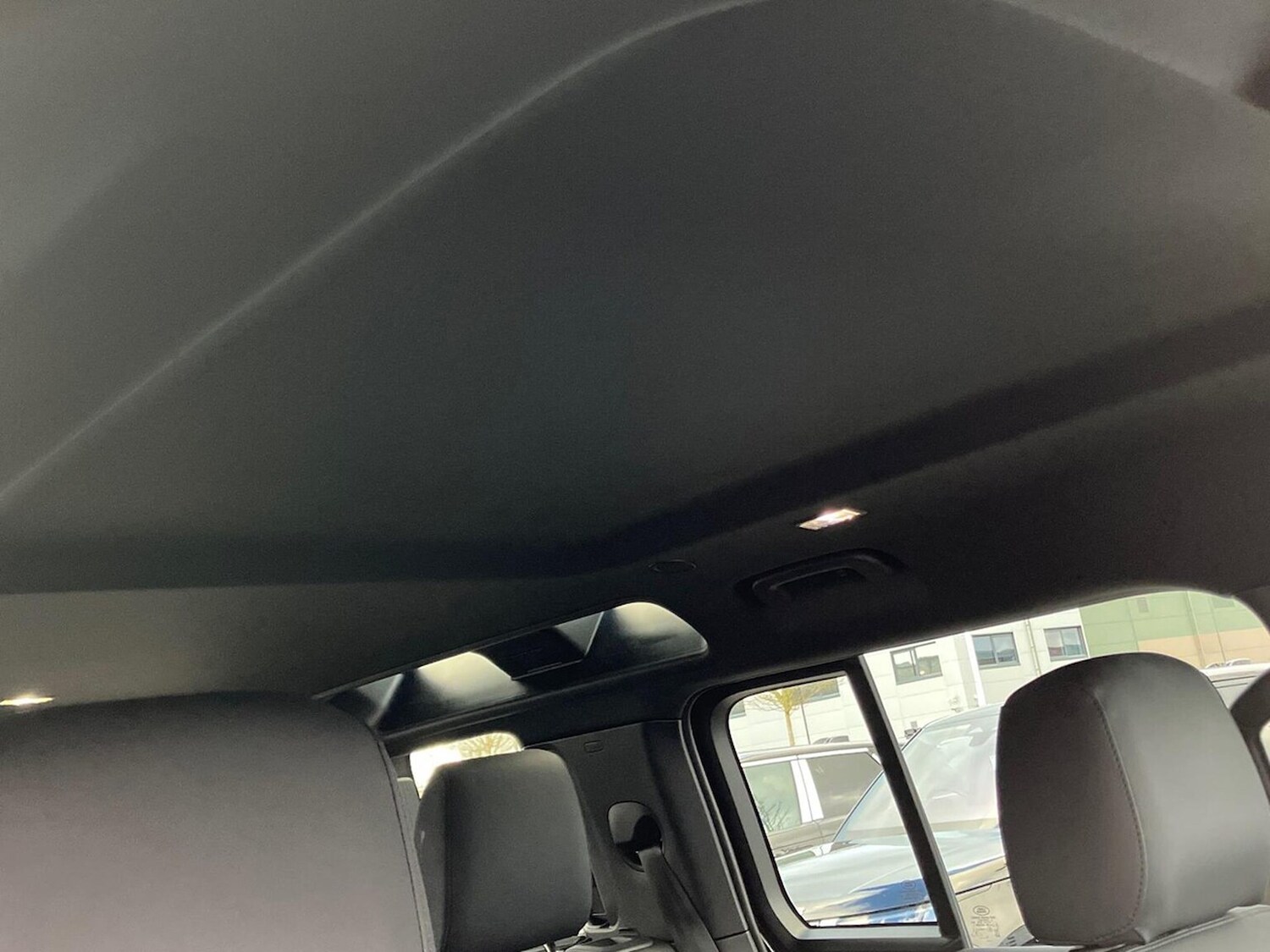 Used Land Rover Defender 2025 for sale - 78191600: Photo 23