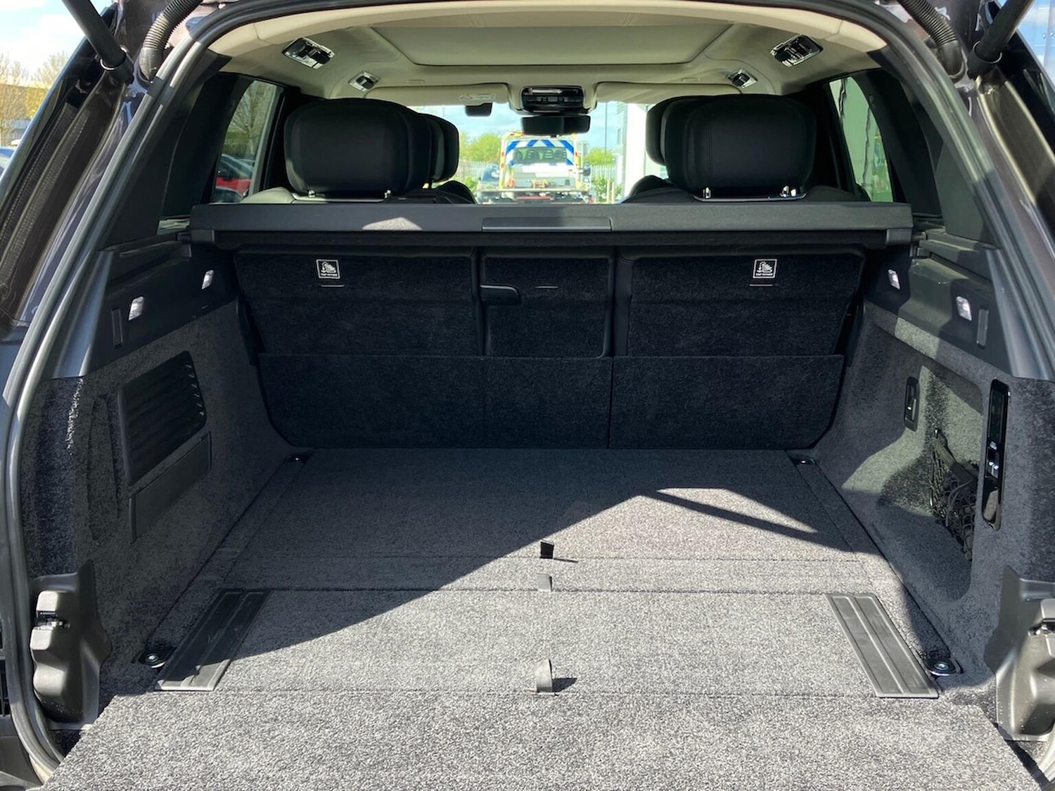 Used Land Rover Range Rover 2024 for sale - 78191759: Photo 12