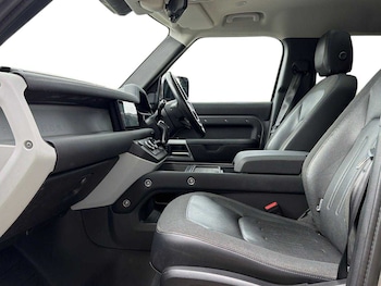Used Land Rover Defender 2020 for sale - 79017711: Photo