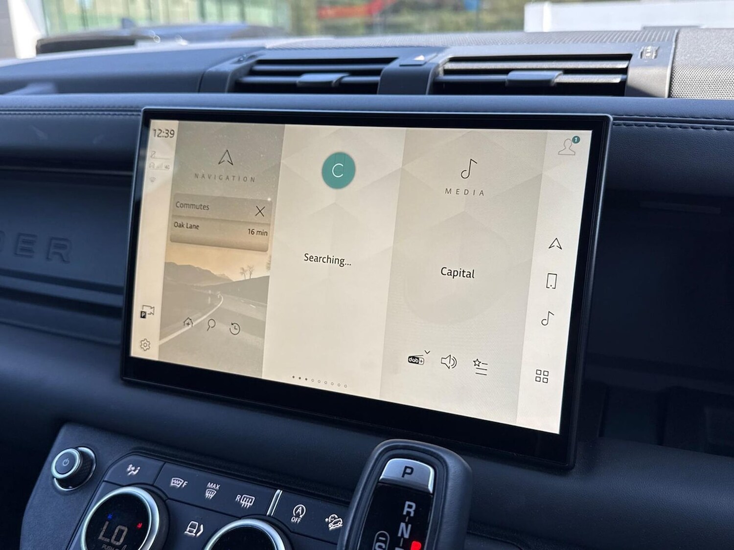 Used Land Rover Defender 2023 for sale - 76505005: Photo 11