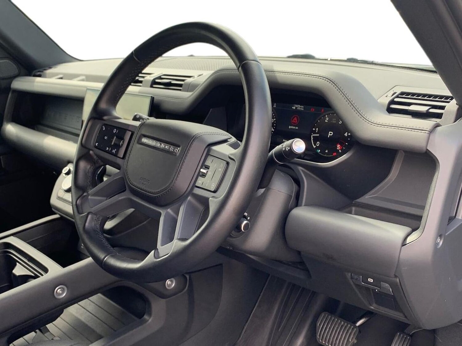 Used Land Rover Defender 2023 for sale - 76505005: Photo 9