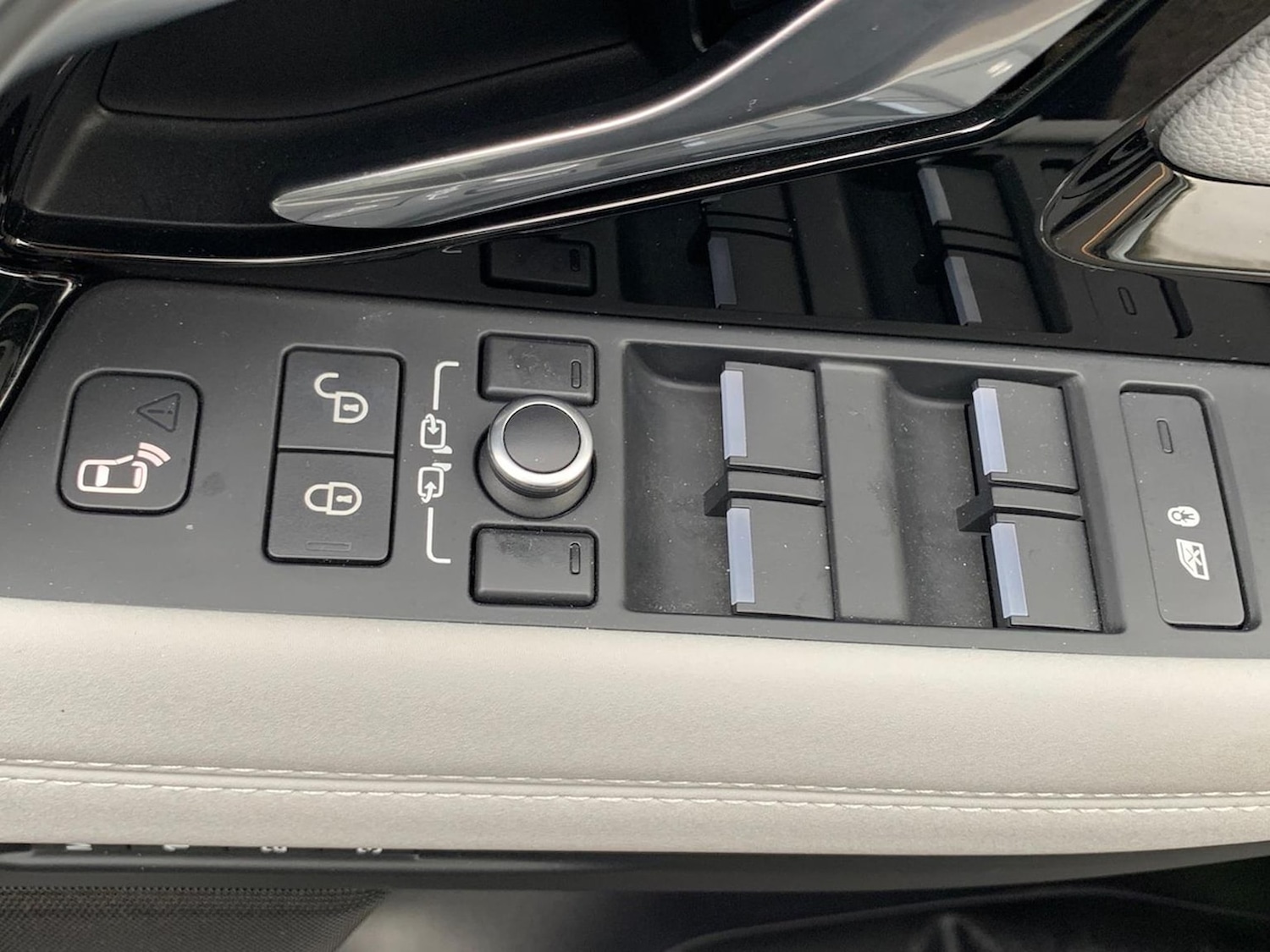 Used Land Rover Range Rover Evoque 2019 for sale - 76693423: Photo 25