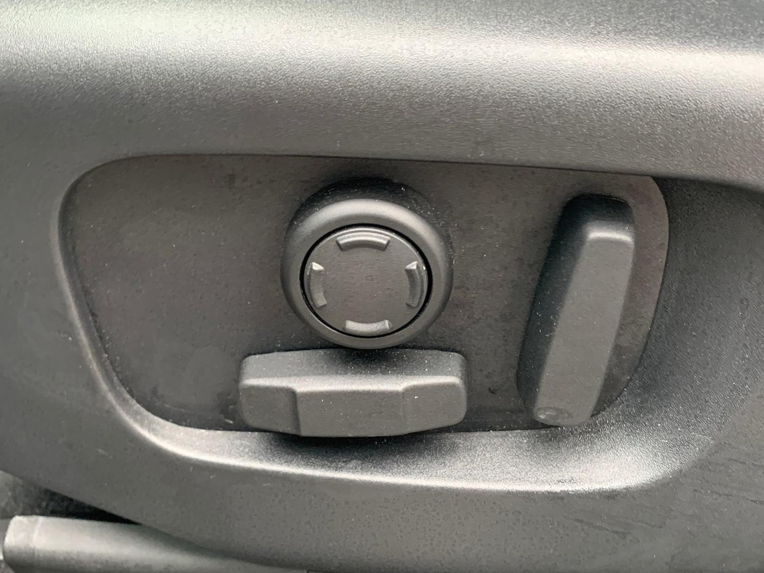 Used Land Rover Range Rover Evoque 2019 for sale - 76693423: Photo 33