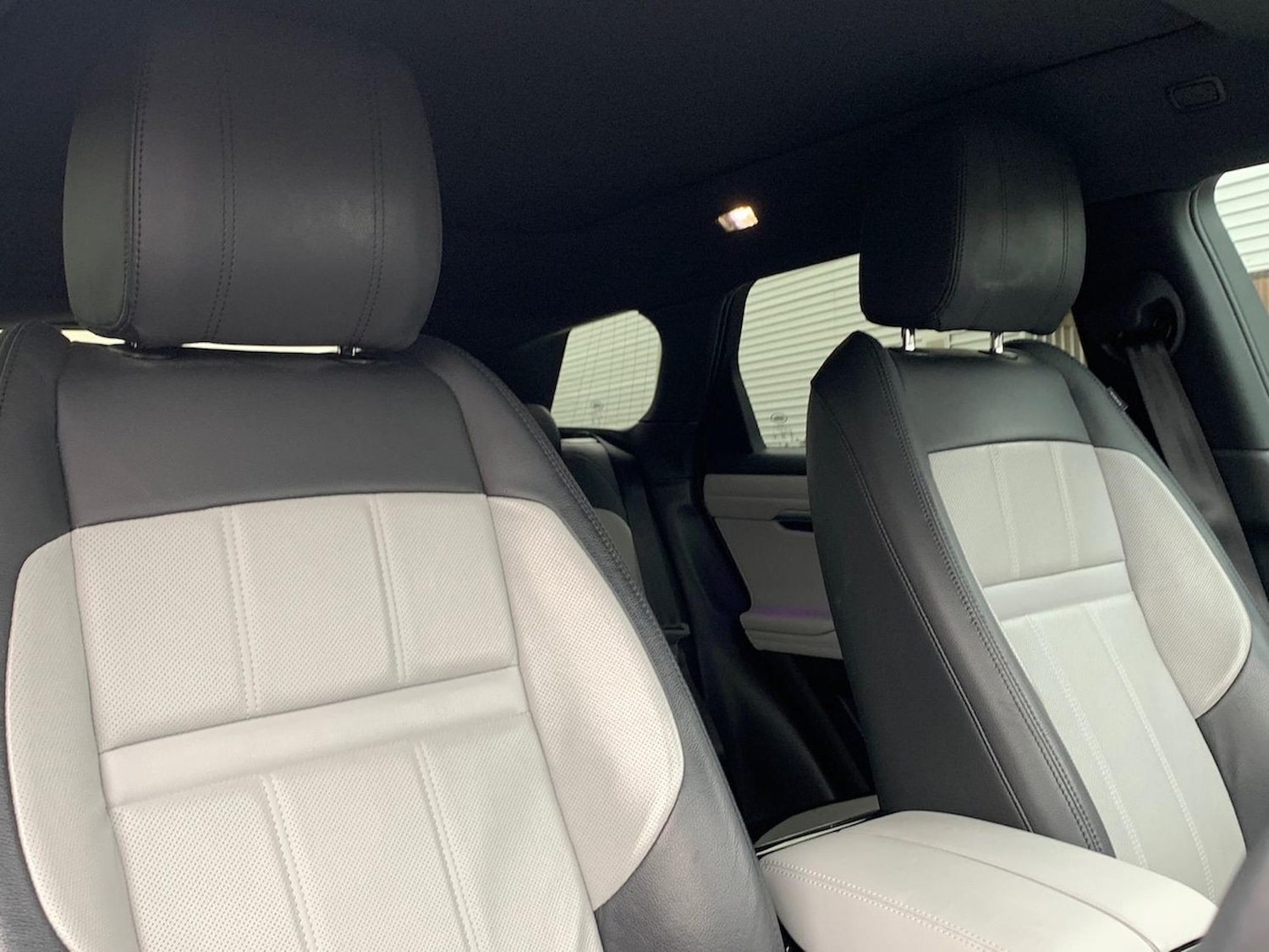 Used Land Rover Range Rover Evoque 2019 for sale - 76693423: Photo 35