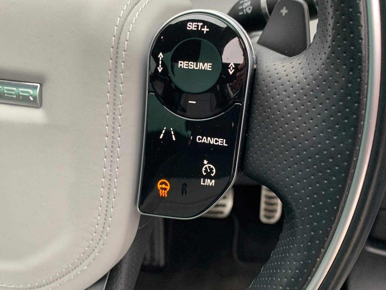 Used Land Rover Range Rover Evoque 2019 for sale - 76693423: Photo 37