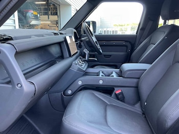 Used Land Rover Defender 2025 for sale - 79083235: Photo
