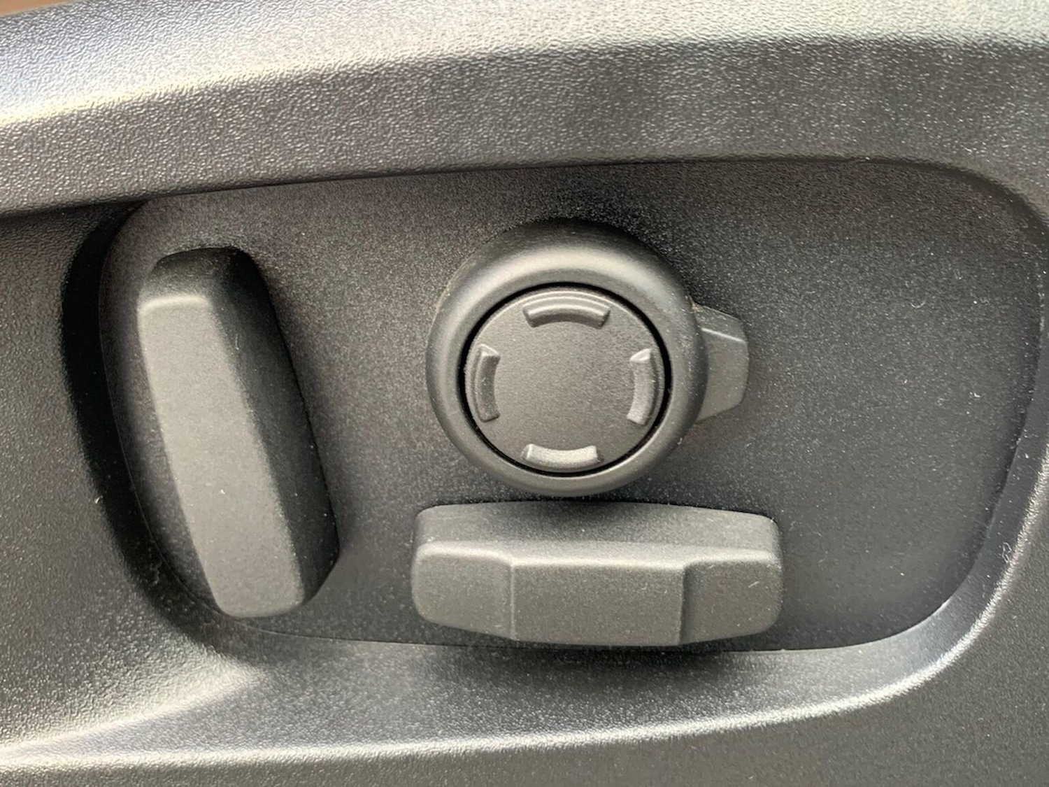 Used Land Rover Defender 2023 for sale - 76387193: Photo 43