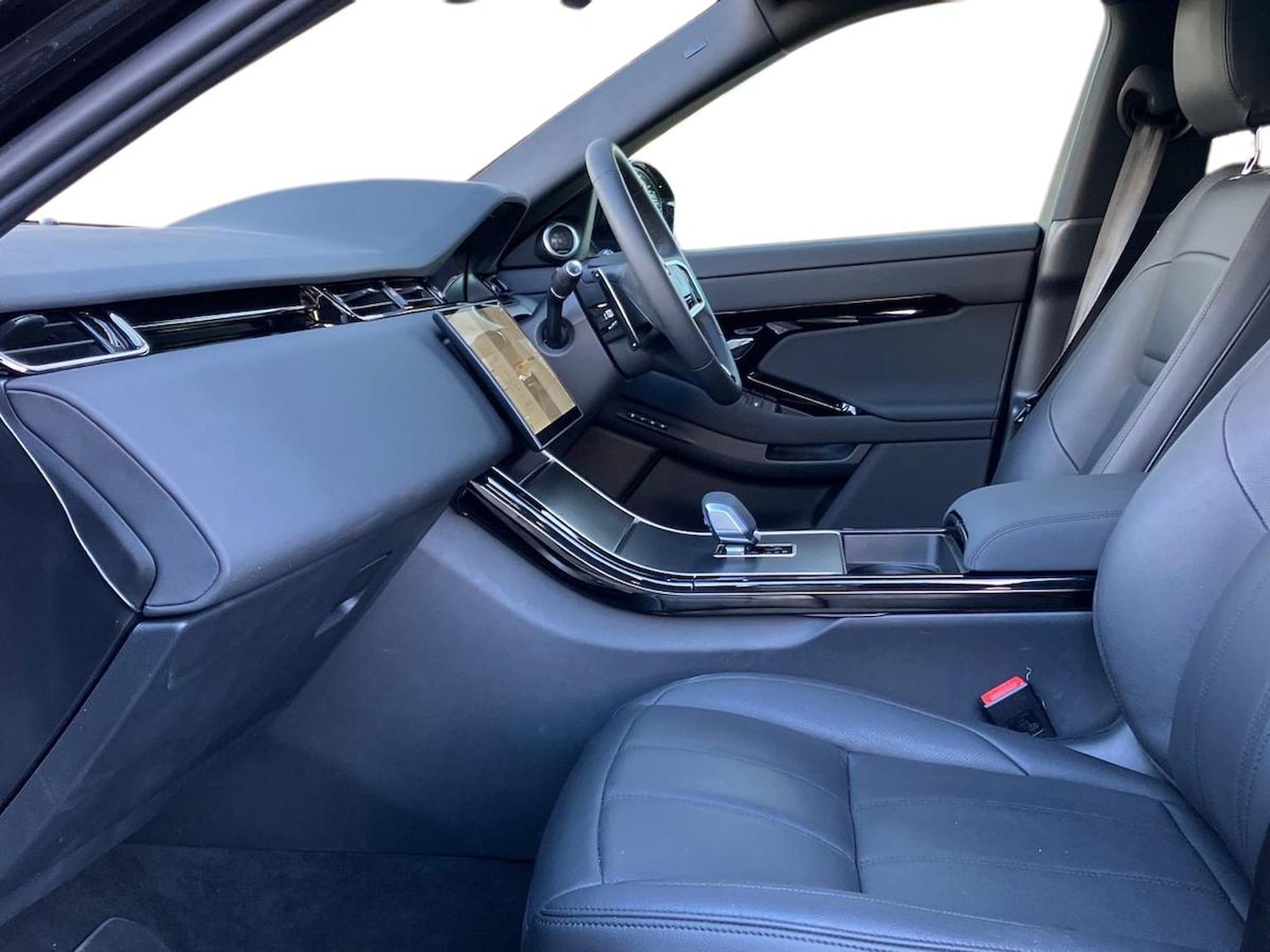 Used Land Rover Range Rover Evoque 2025 for sale - 78191572: Photo 5