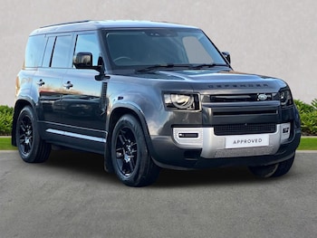 Used Land Rover Defender 2023 for sale - 77701357: Photo