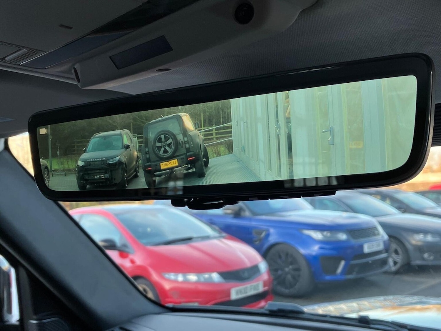 Used Land Rover Defender 2023 for sale - 77701357: Photo 32