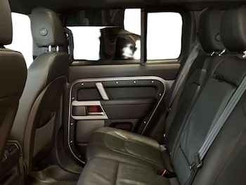Used Land Rover Defender 2024 for sale - 79476899: Photo