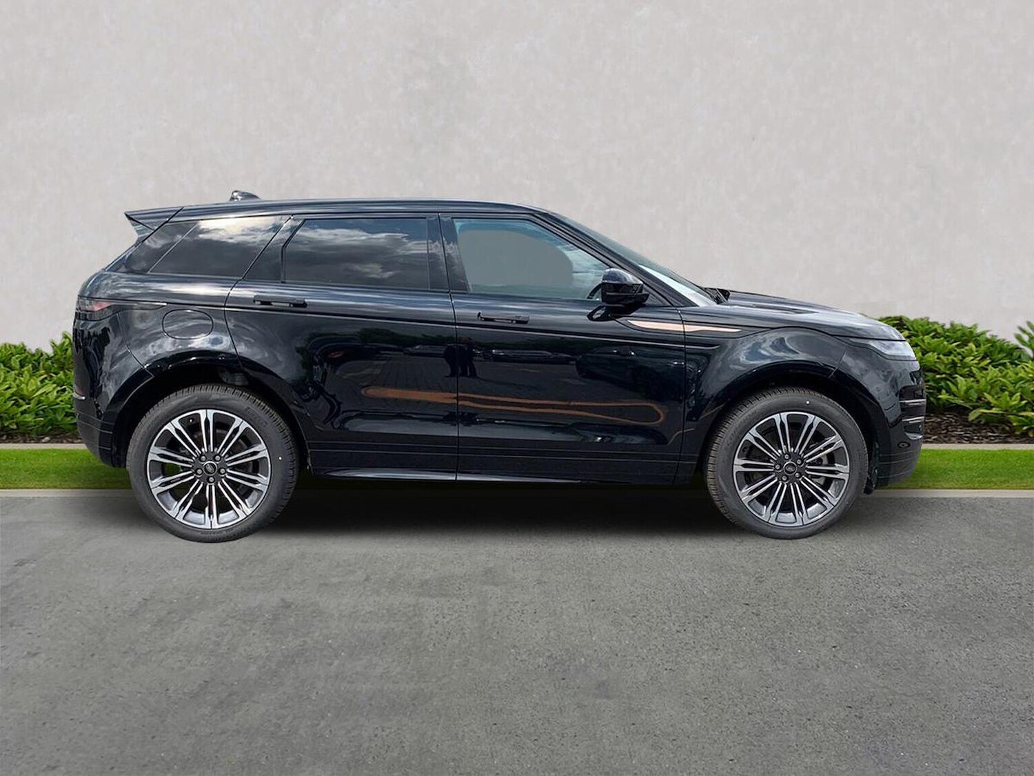 Used Land Rover Range Rover Evoque 2025 for sale - 78191760: Photo 7