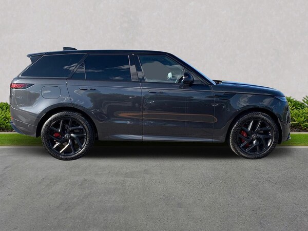 Used Land Rover Range Rover Sport 2025 for sale - 76257841: Photo 5