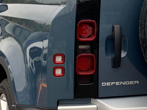 Used Land Rover Defender 2023 for sale - 76287209: Photo 19