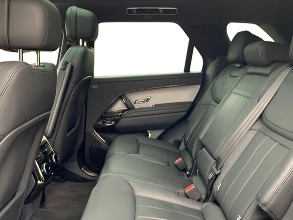 Used Land Rover Range Rover Sport 2023 for sale - 76263267: Photo 4