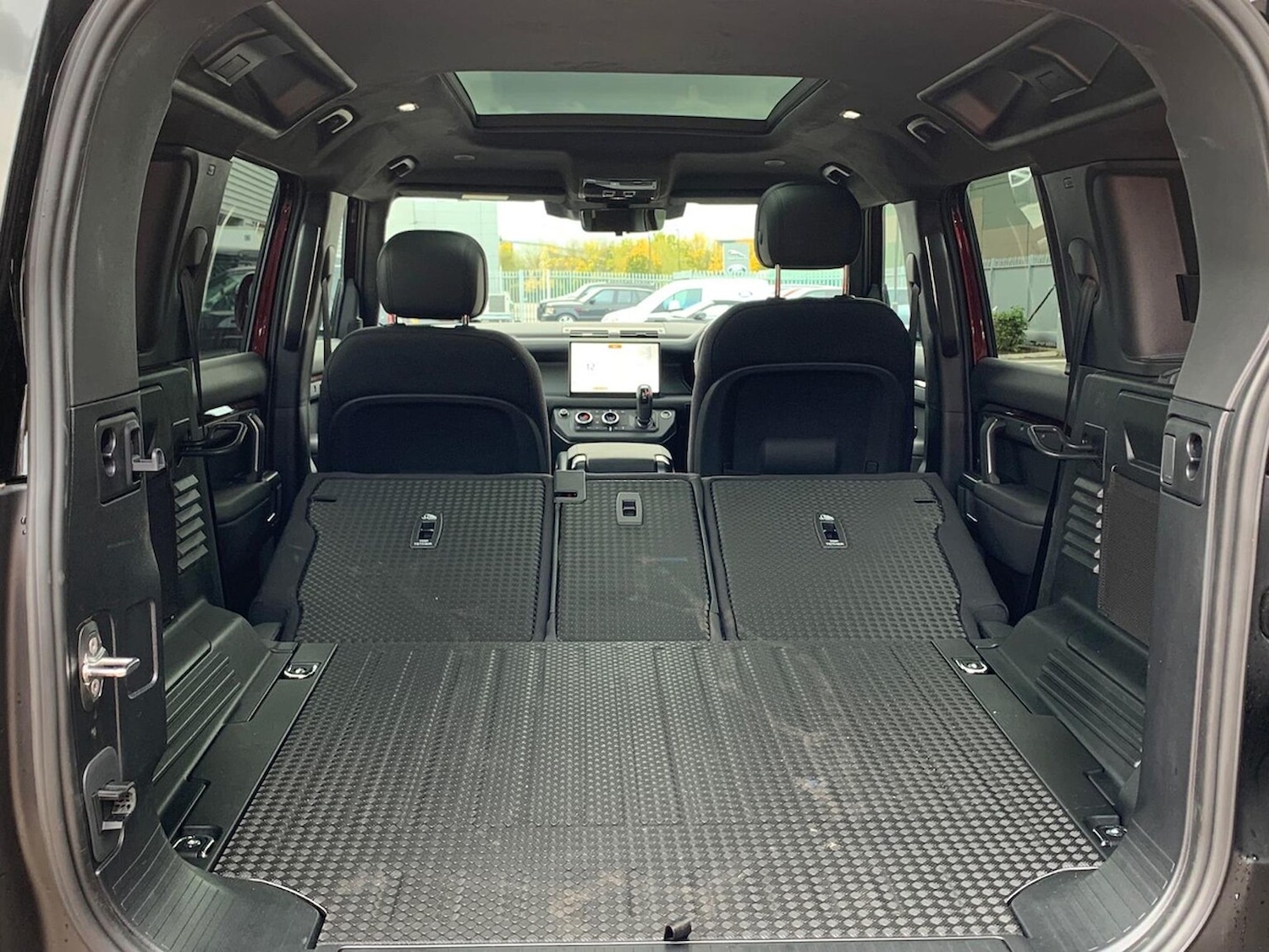 Used Land Rover Defender 2025 for sale - 76352465: Photo 43