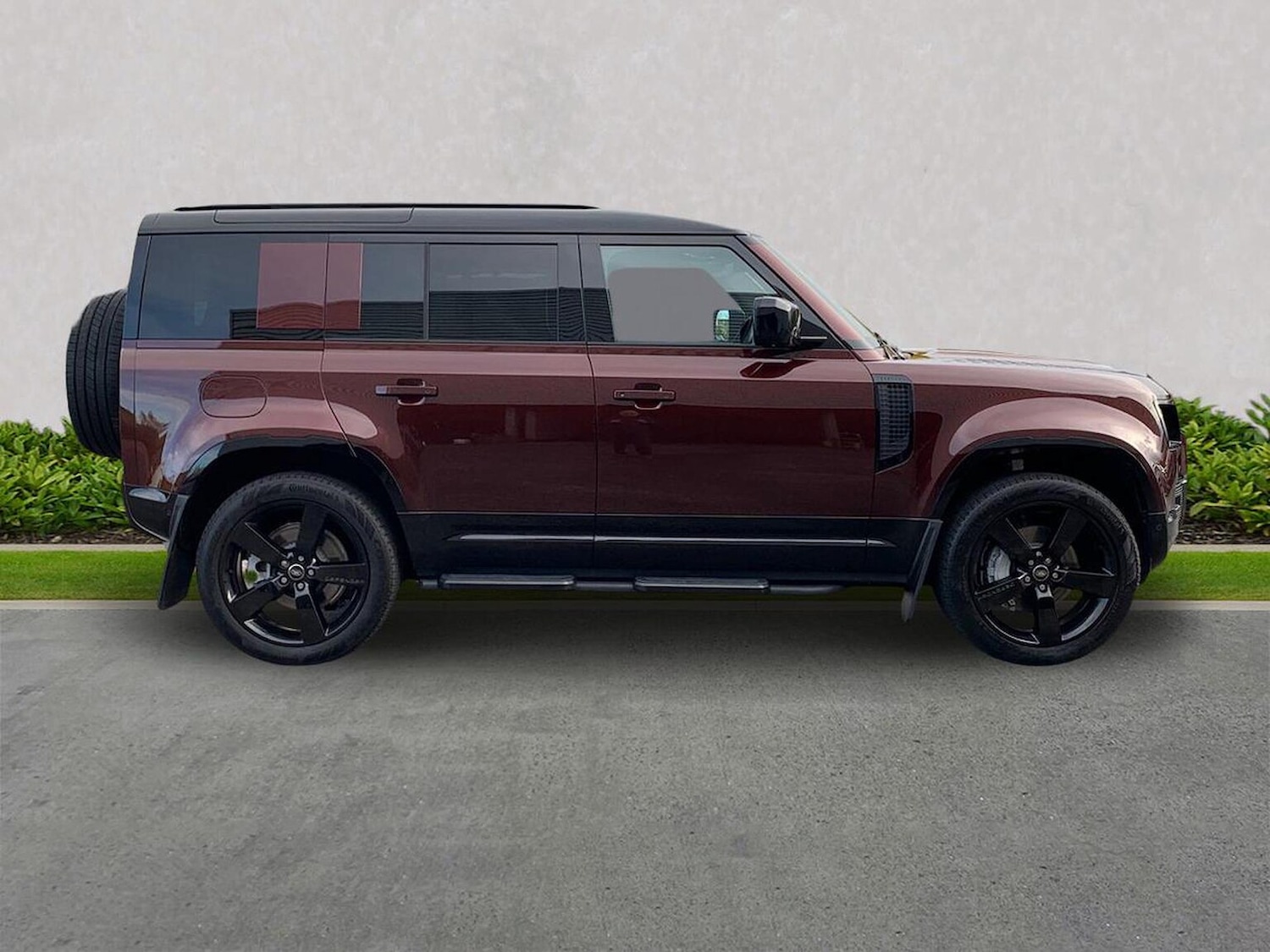 Used Land Rover Defender 2025 for sale - 76352465: Photo 5