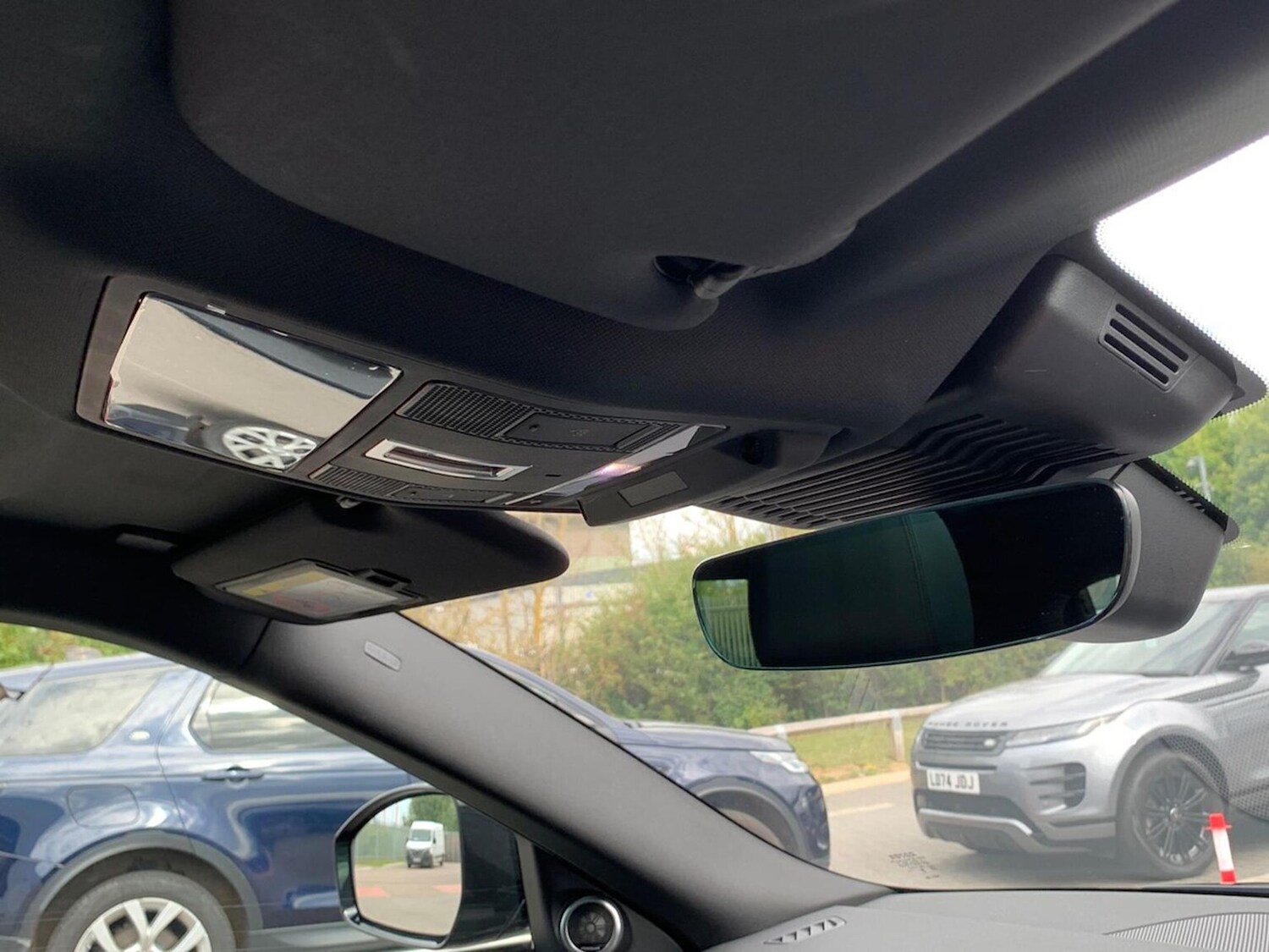 Used Land Rover Range Rover Evoque 2025 for sale - 75906885: Photo 23