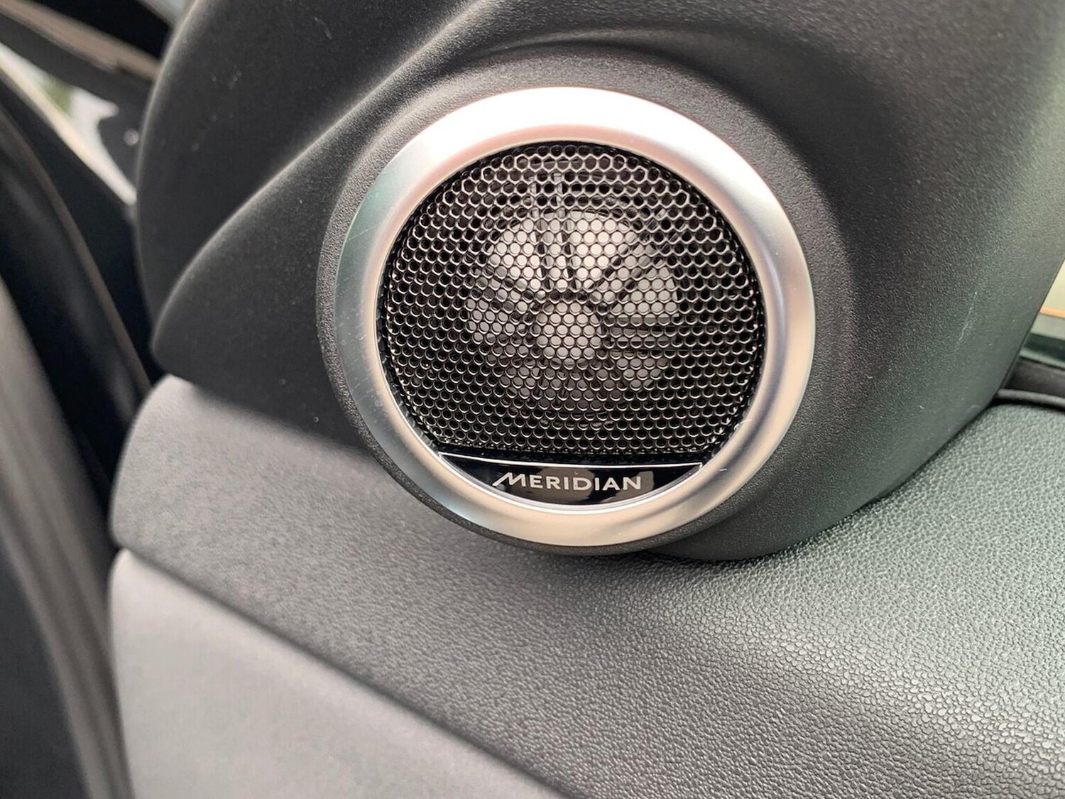 Used Land Rover Range Rover Evoque 2025 for sale - 75906885: Photo 24