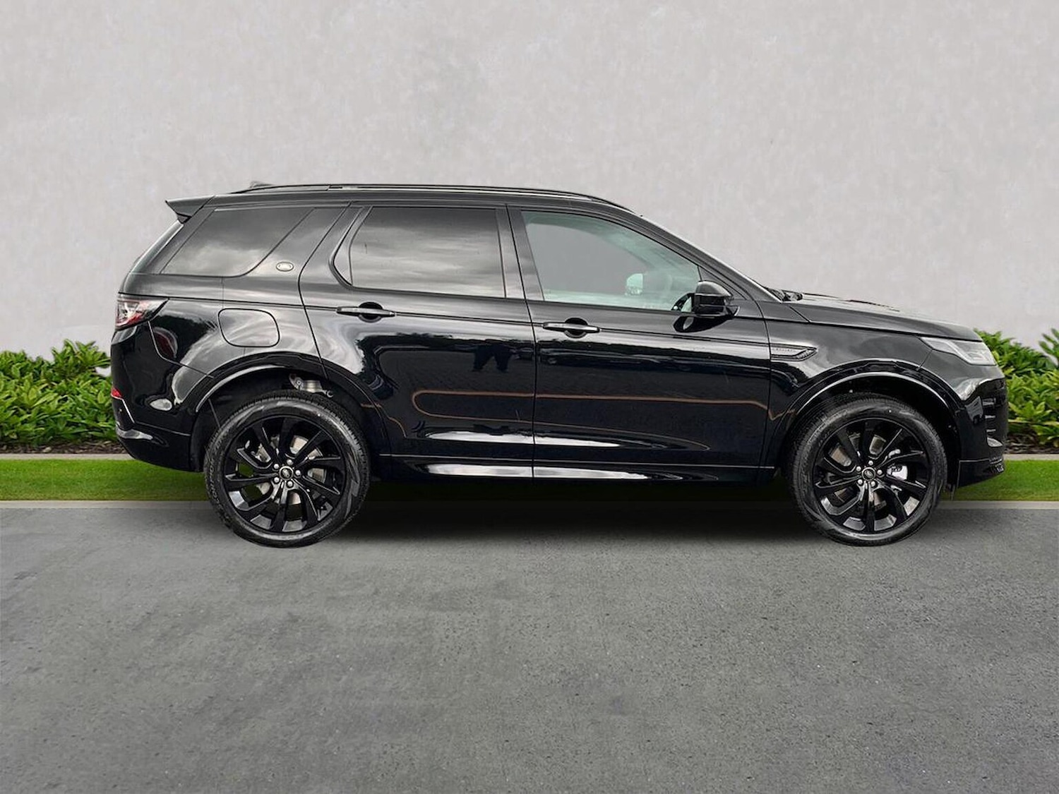 Used Land Rover Discovery Sport 2025 for sale - 77489391: Photo 5