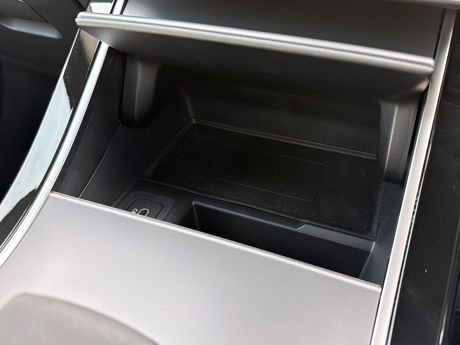 Used Land Rover Range Rover Evoque 2024 for sale - 76860080: Photo 29