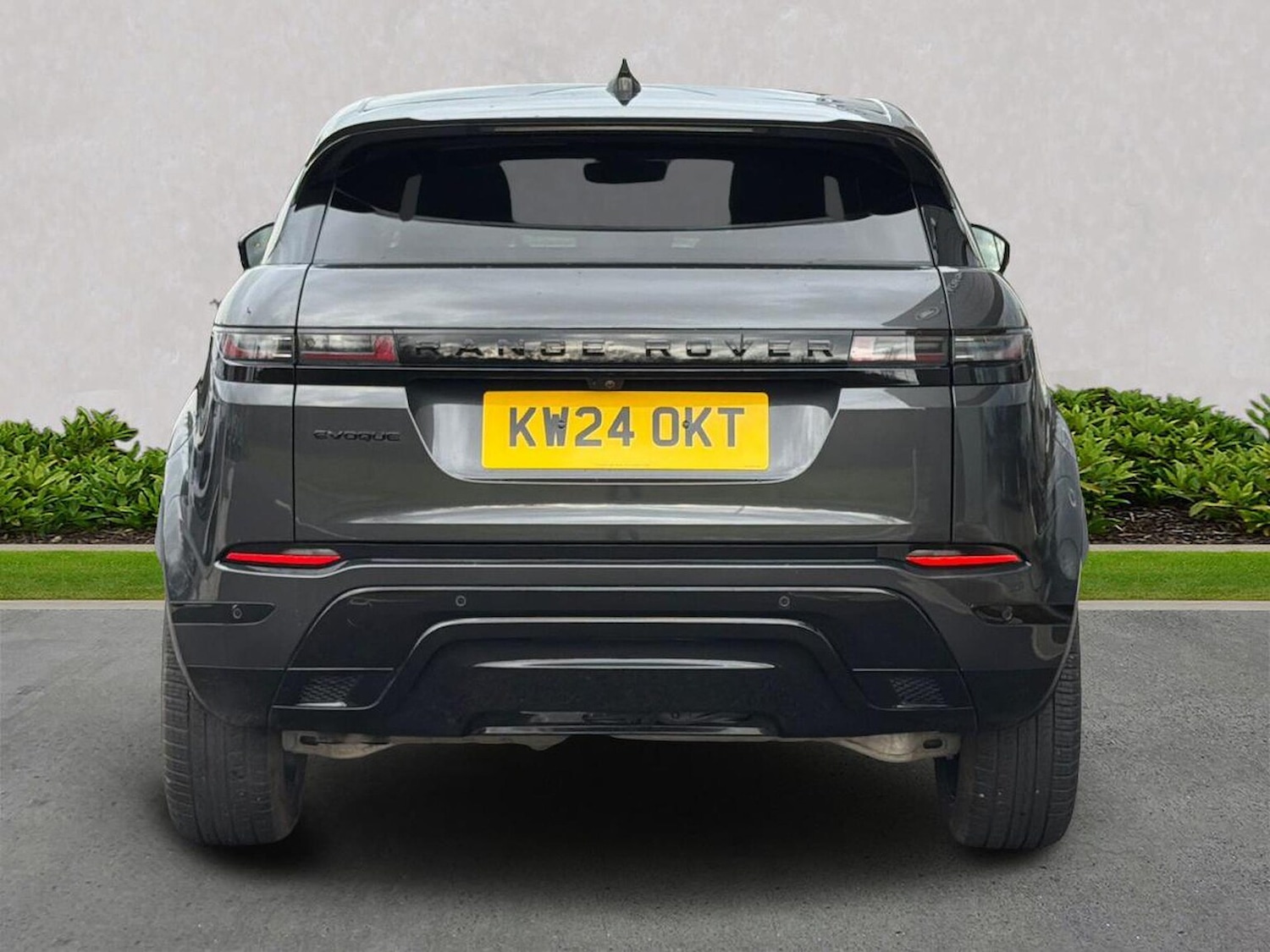 Used Land Rover Range Rover Evoque 2024 for sale - 76860080: Photo 6