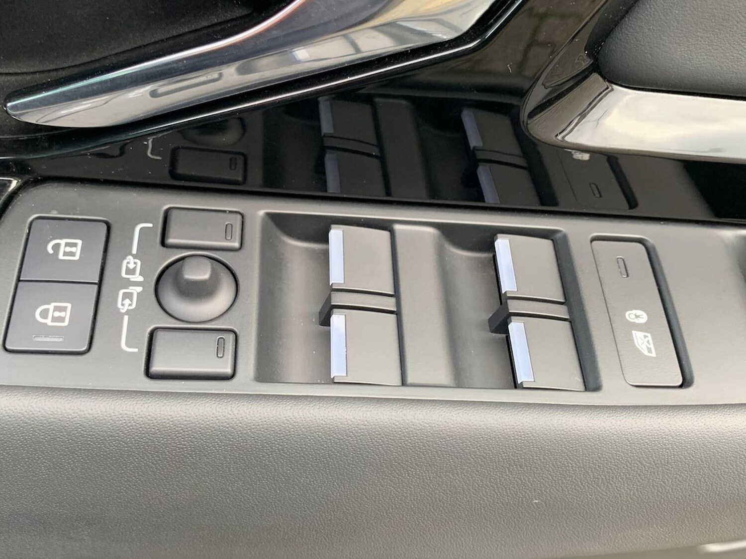 Used Land Rover Range Rover Evoque 2023 for sale - 76566560: Photo 25